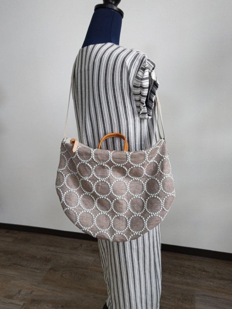 【相談用】ミナペルホネン/タンバリンネイビー×白/ラウンドショルダーLサイズ