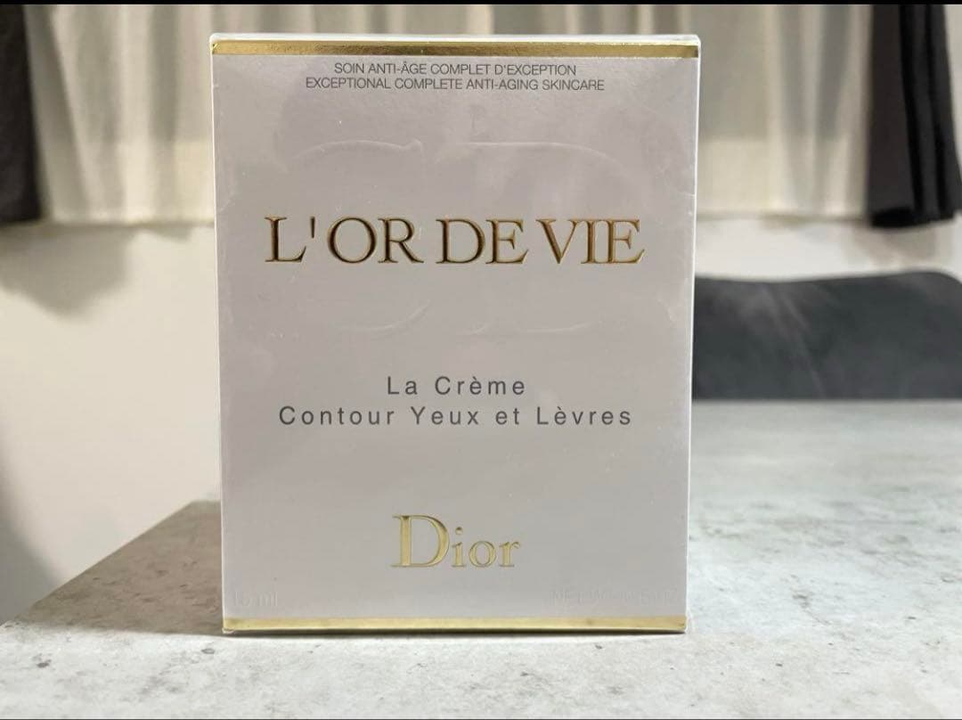 Dior オードヴィユーエレーヴル 目元・口元用クリーム