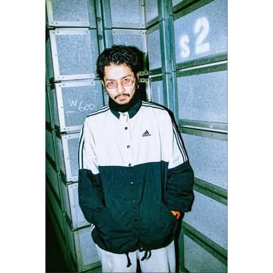 IR103《常田大希さん着類似》アディダス　ナイロンジャケット　万国旗　90s