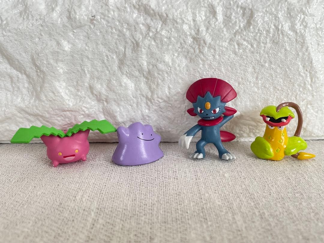 ポケモン　80個　まとめ売り　モンコレ　ゲットコレクション　メタモン　リザードン