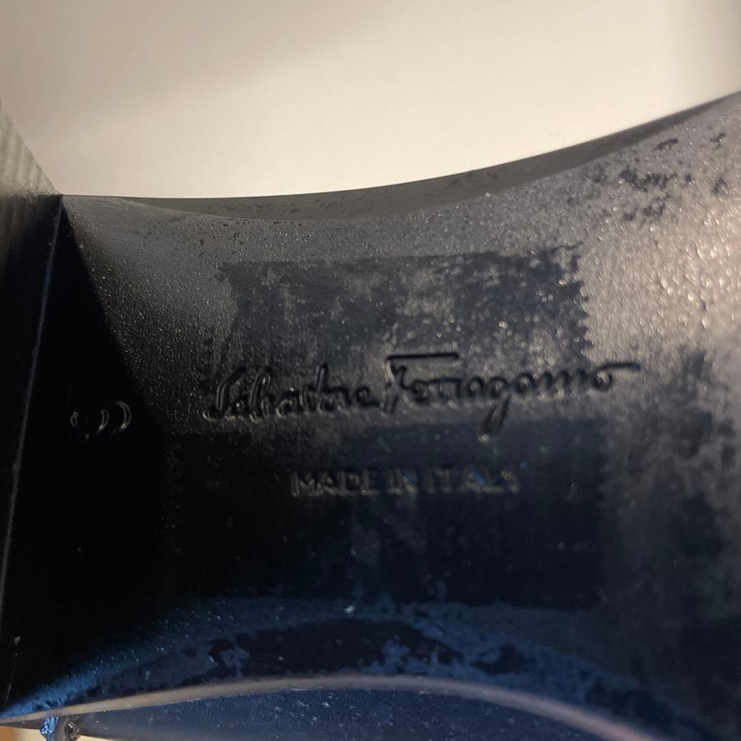 フェラガモ　レインブーツ　ロングレインブーツ