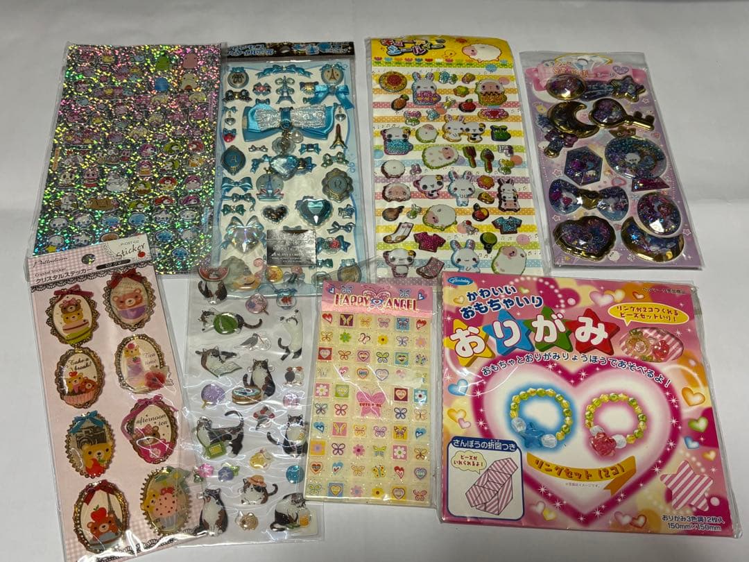 キャラクターグッズ　ケース　メモ帳　シール　ポーチ　他　まとめてセット