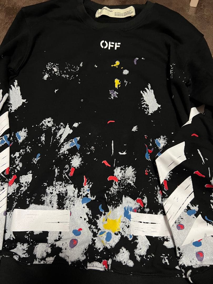 off-whiteGALAXYトレーナー