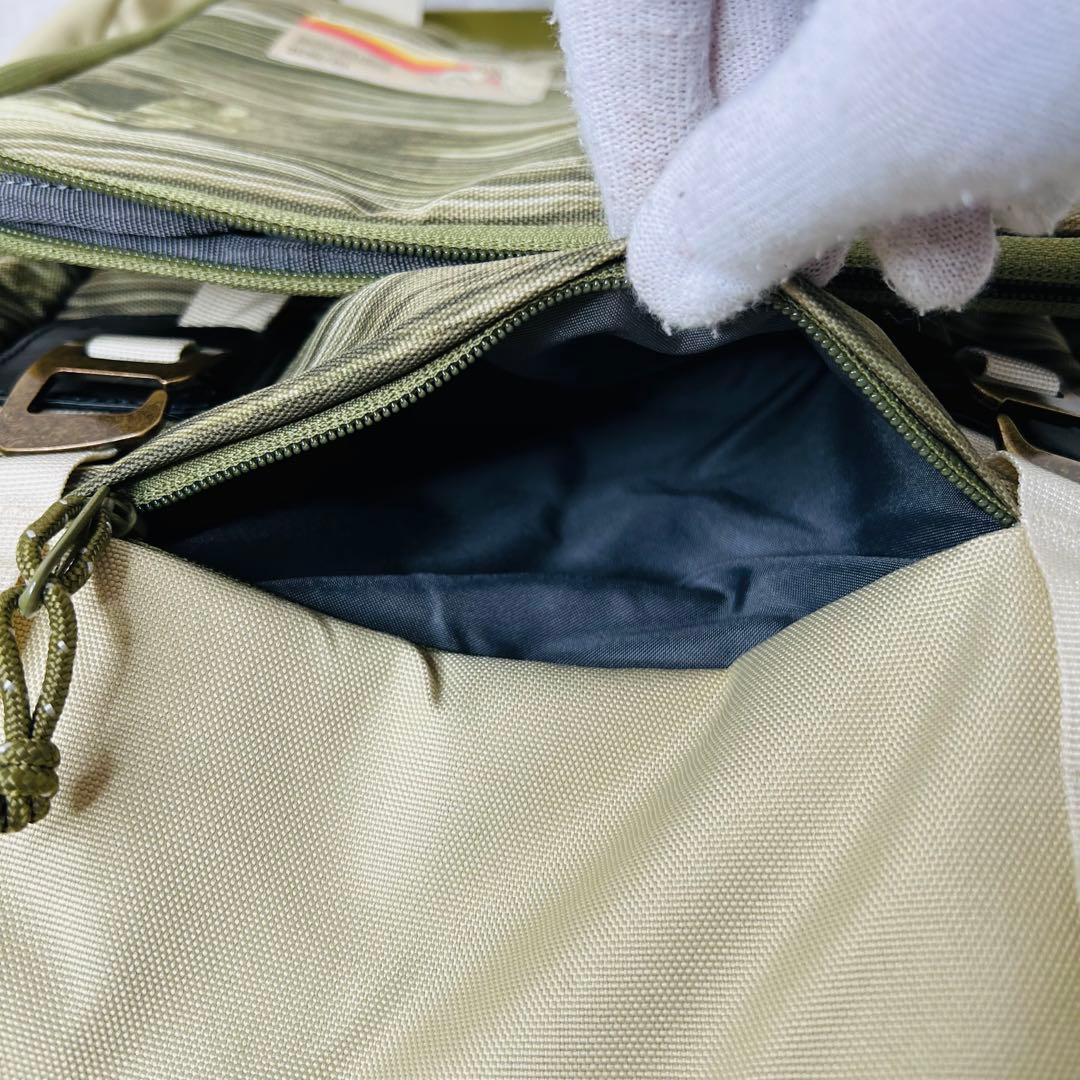 新品 BURTON × HCSC コラボ バックパック 多機能 スノボ 26L