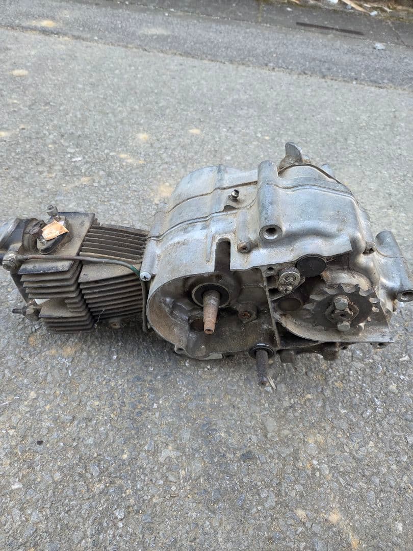 c100 c105 カブ　エンジン