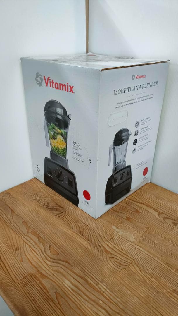 【目立った傷や汚れなし】バイタミックスE310　保証書あり　1606