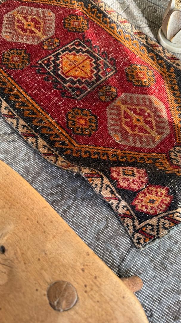 48×93 “Paper balloons” ViNTAGE RUG