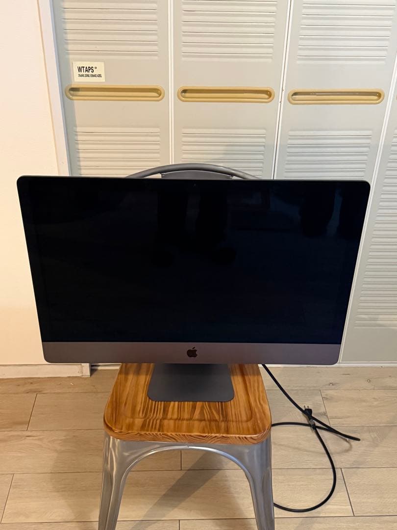 iMac Pro 2017 / 8コア32GB 1TB