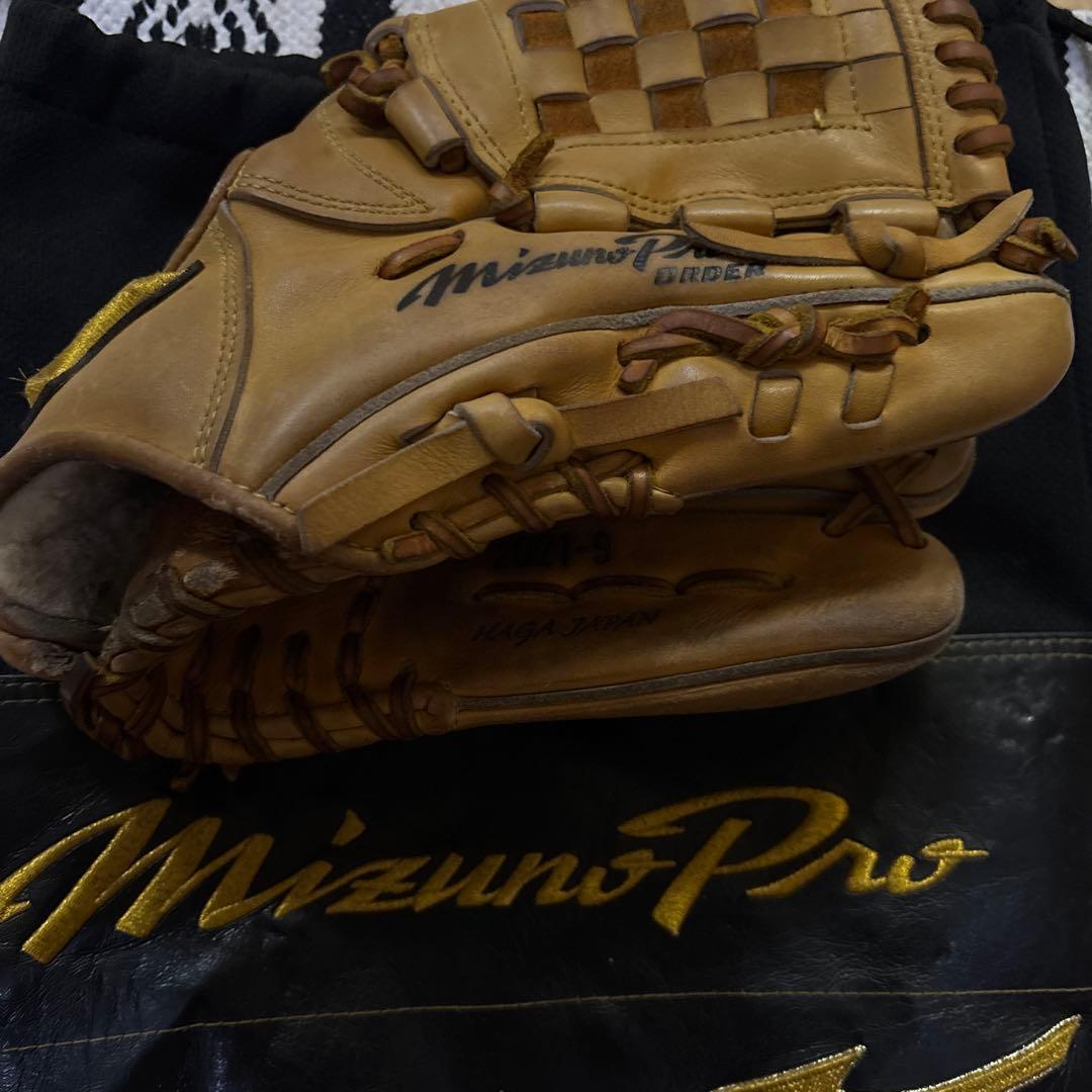 Mizuno Pro 硬式グローブ ベージュ