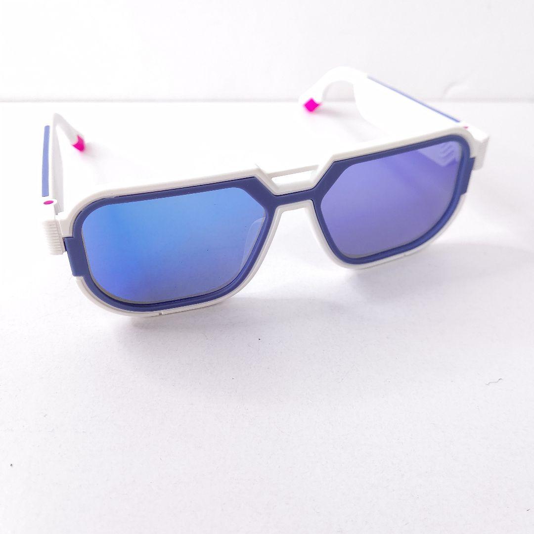 未使用　ミュートリクス GB-30 スマートゲーミンググラス　多機能　ホワイト