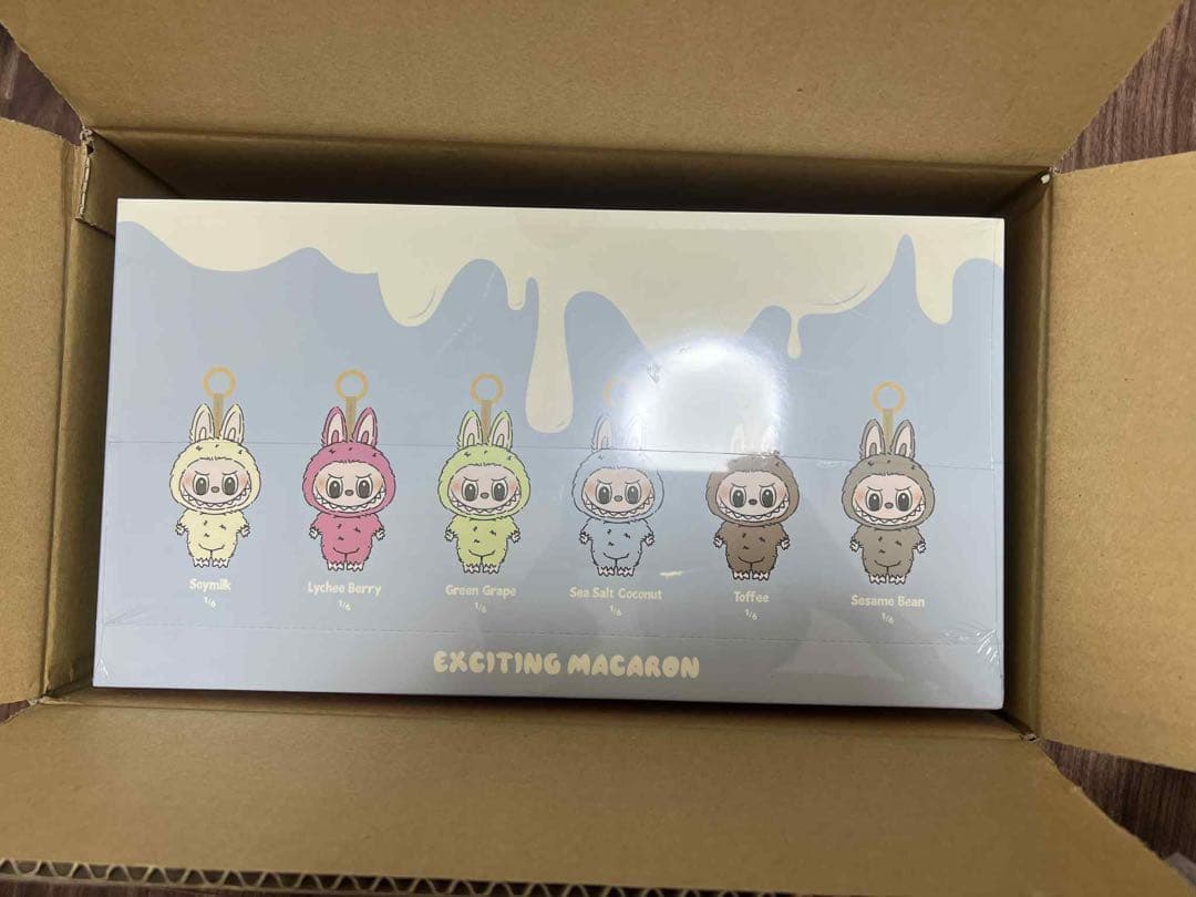 新品未開封 THE MONSTERS Exciting Macaron box