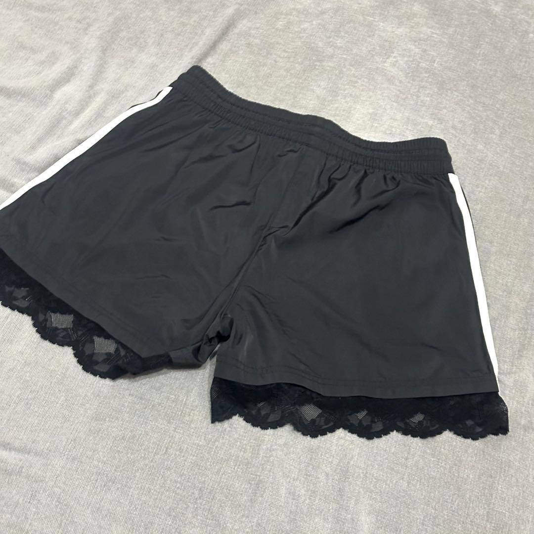 【美品】adidas アディダス レーストリム スリーストライプスショートパンツ