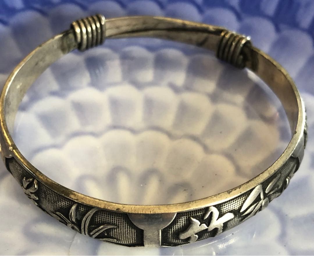 足銀腕輪アンティークオブジェ菊、竹、蘭，梅の図