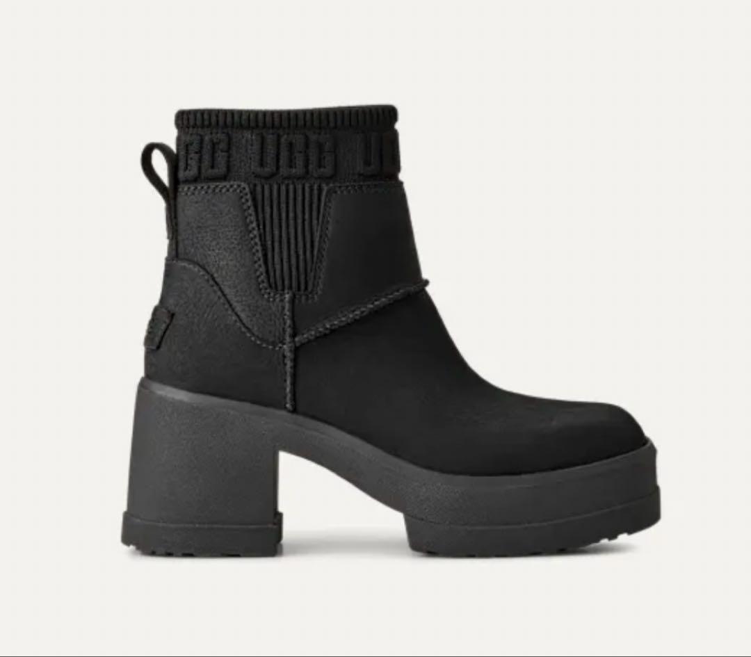 【新品・未使用】UGG モクシーチェルシー ブラック 23.5センチ