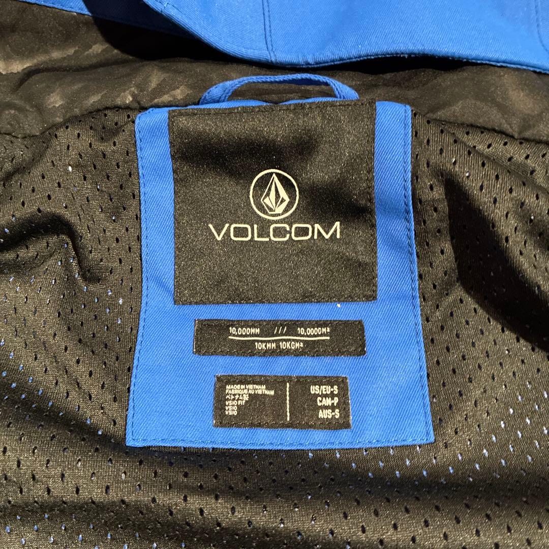 volcom レディース　スノーボードウェア