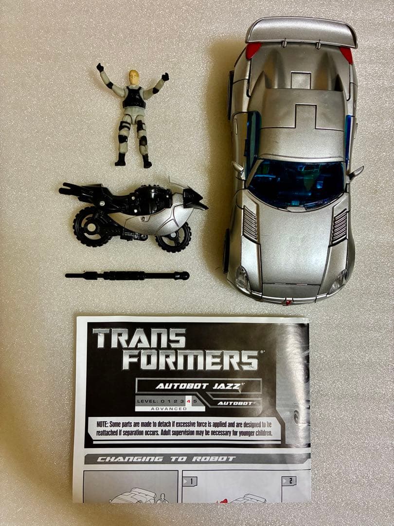 トランスフォーマー　ヒューマンアライアンス　オートボットジャズ＆レノックス少佐