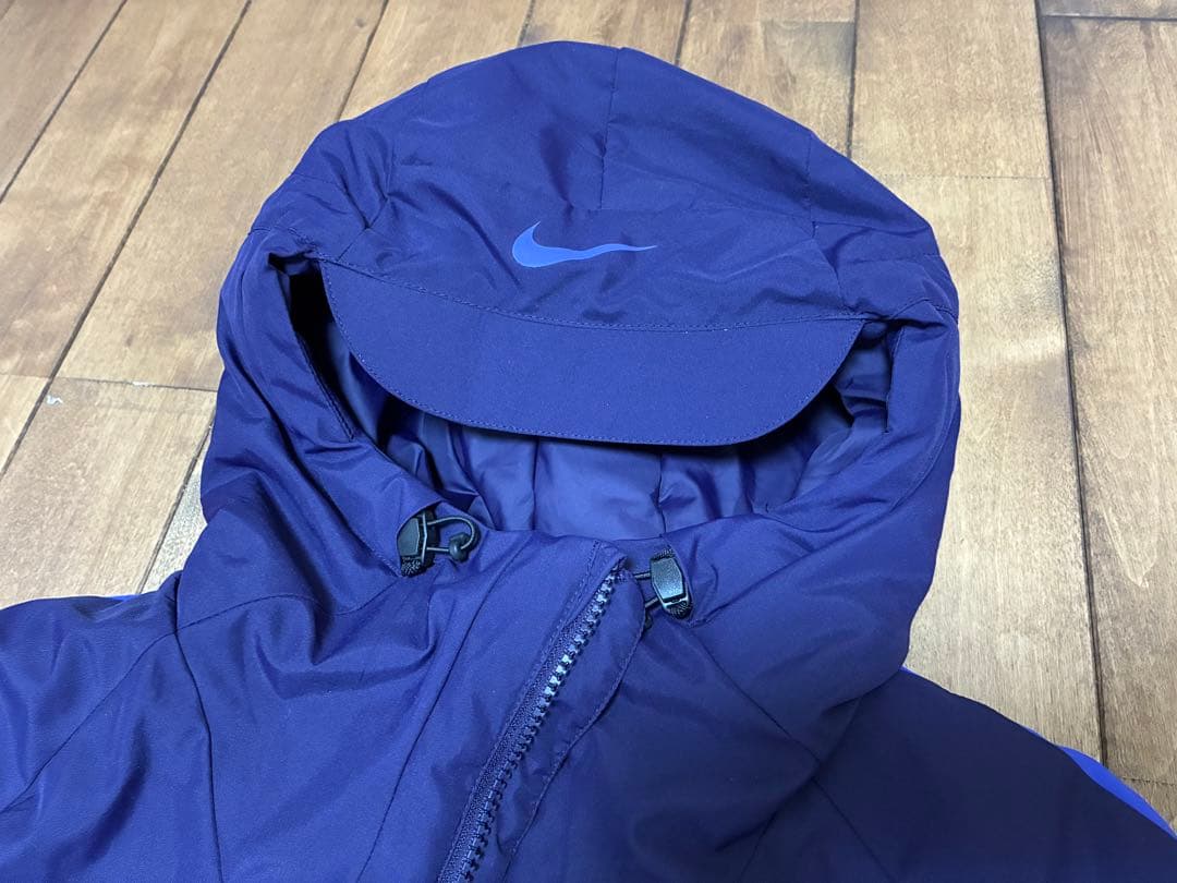 サンフレッチェ広島支給品NIKE ダウンコート XL美品　週末特価3,000円引