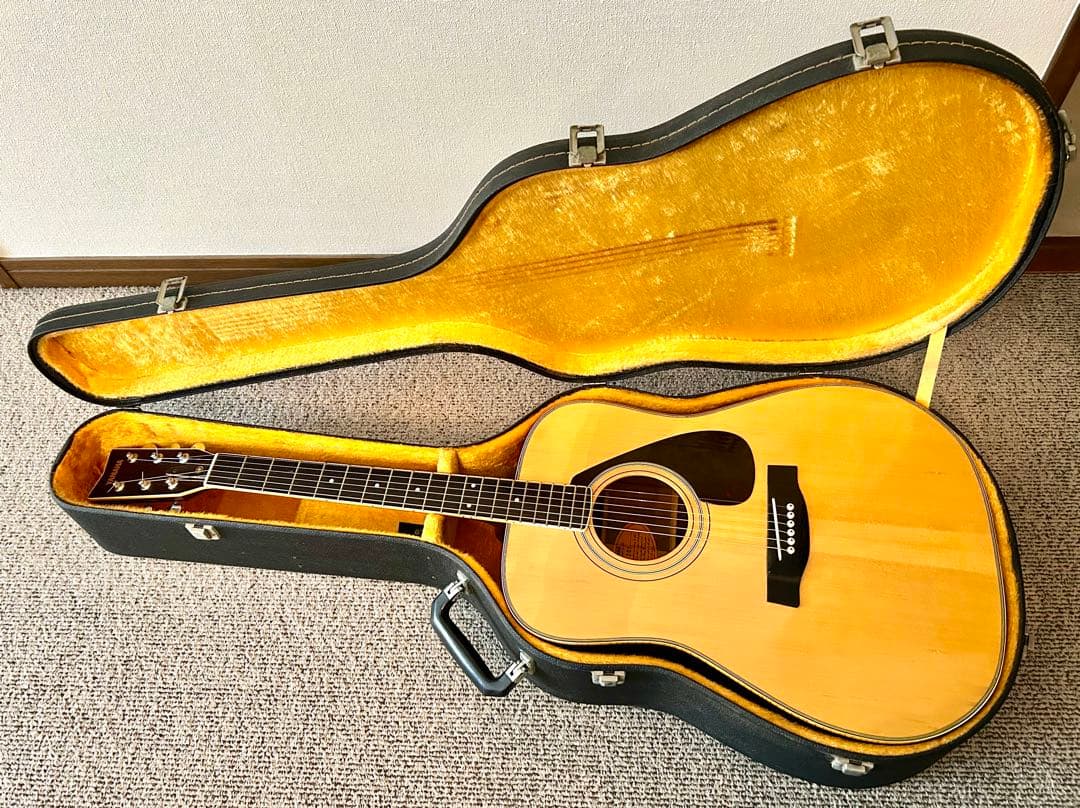 「たけ」Yamaha アコースティックギター FG201 ハードケース付き