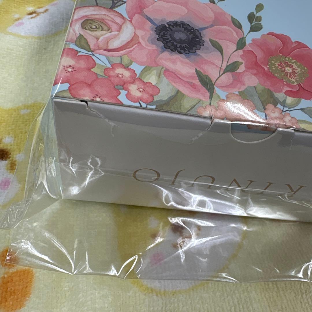 新品未使用⭐︎KINUIJO ストレートヘアアイロン ホワイト