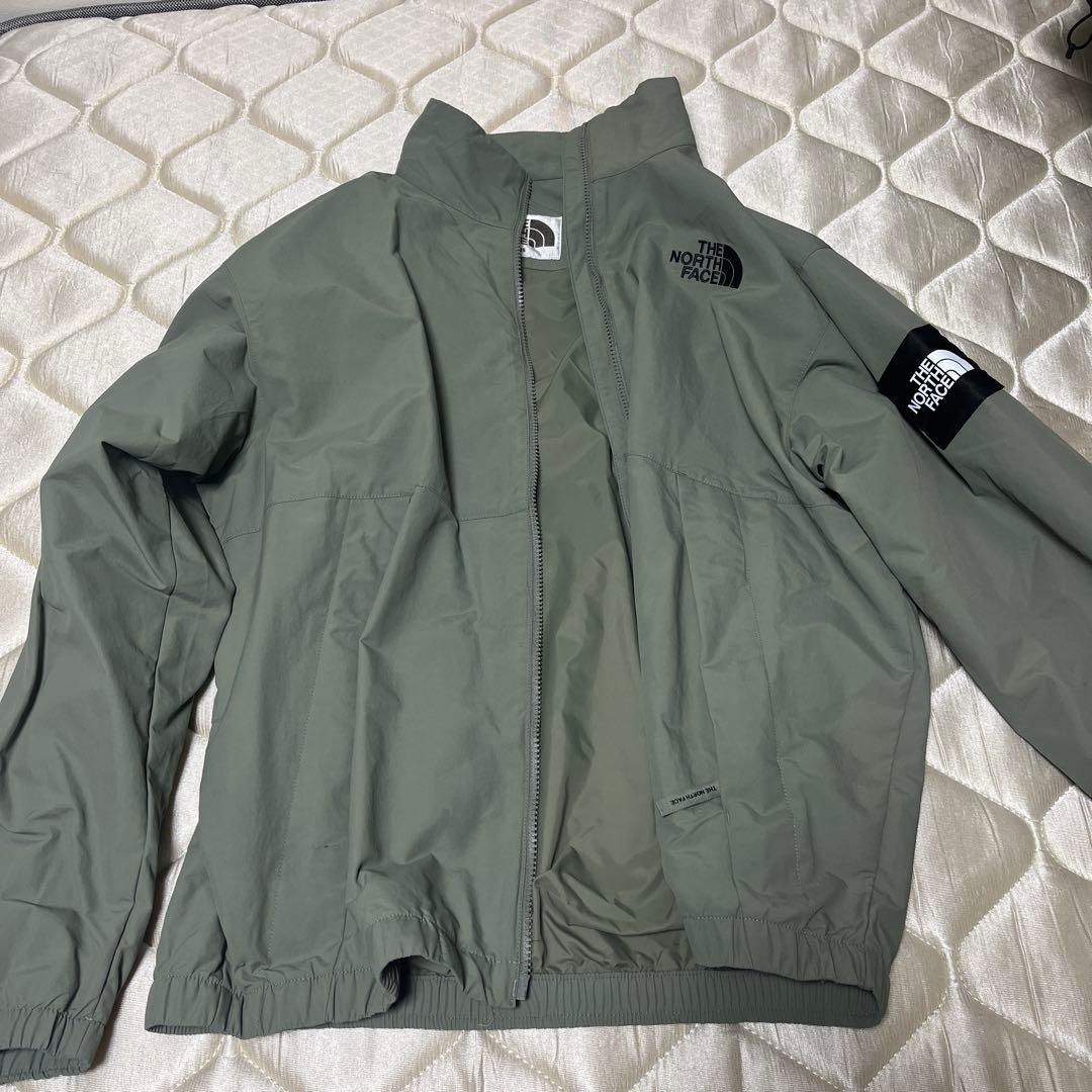 【美品】ノースフェイス 韓国限定 VILAN JACKET 　XL カーキ