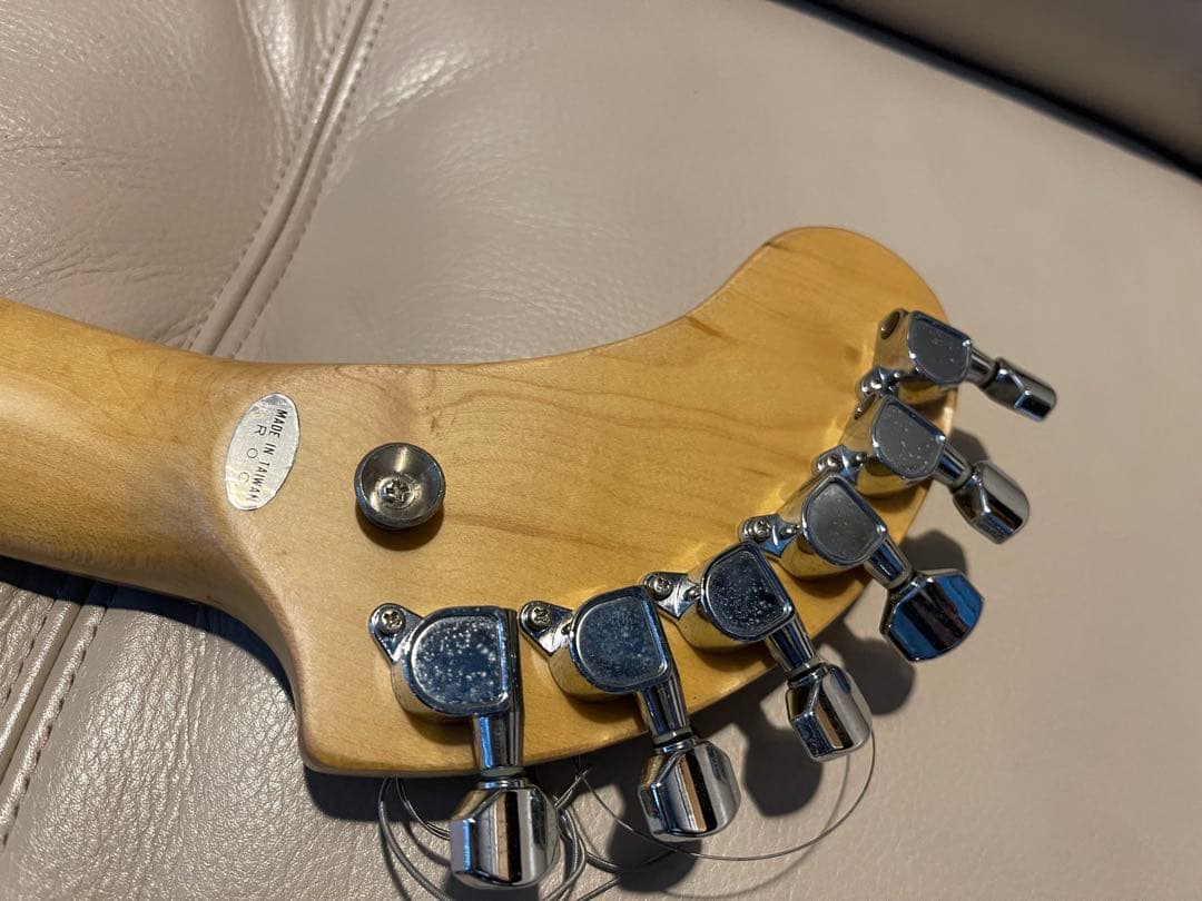 コ*ツ様 FERNANDES ZO-3 エレキギター　ジャンク