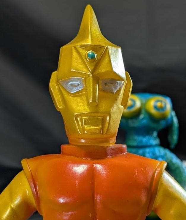 ギラギンド「スペクトルマン」登場怪獣（ベアモデル）ソフビフィギュア