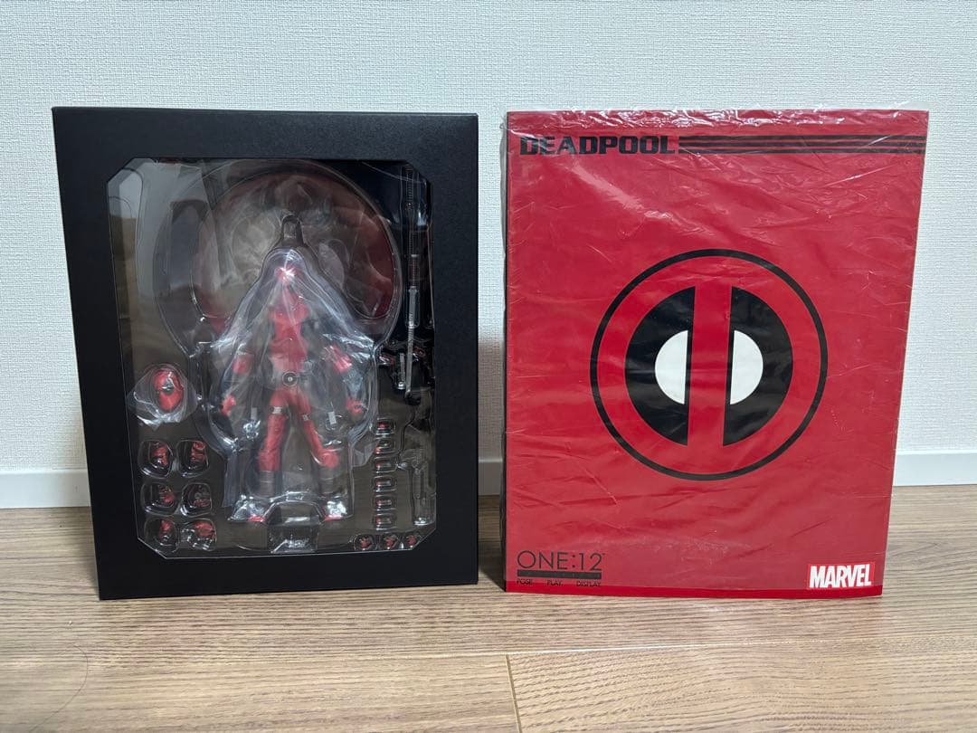 【正規品】デッドプール MEZCO ONE:12 フィギュア