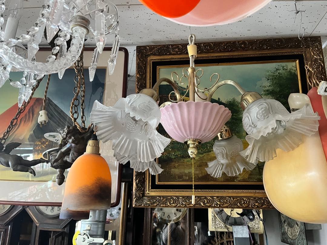昭和レトロシャンデリア、レトロシャンデリア、陶器とガラスホヤのシャンデリア