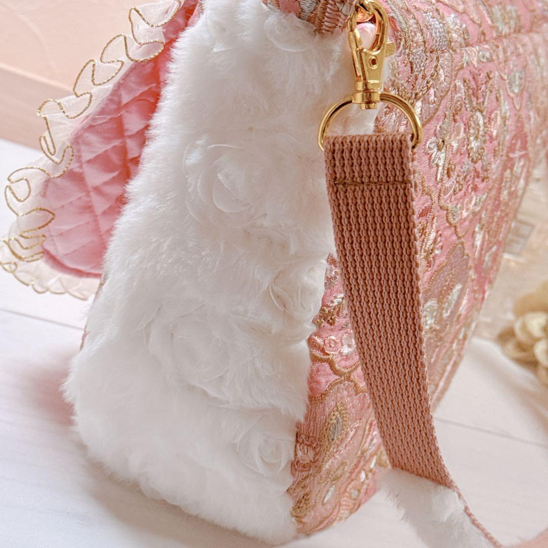 ☆*☆様 コヤンイサムチョン♡新作1点のみうさぎルミちゃんのインド刺繍ショルダー