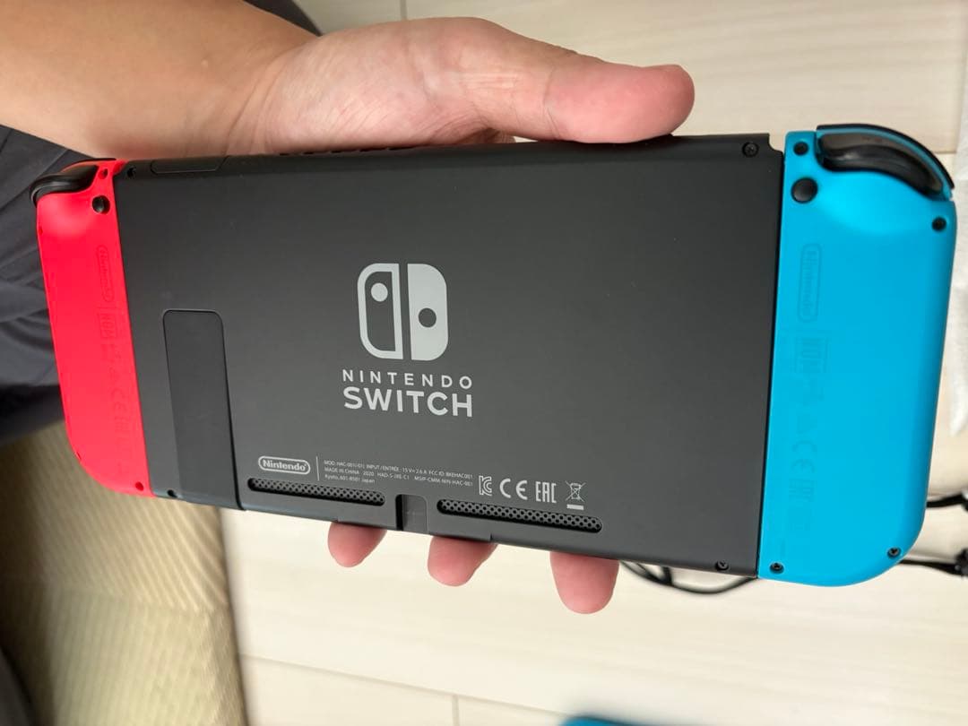 【美品】Nintendo Switch microSD128G付【保証書付き】