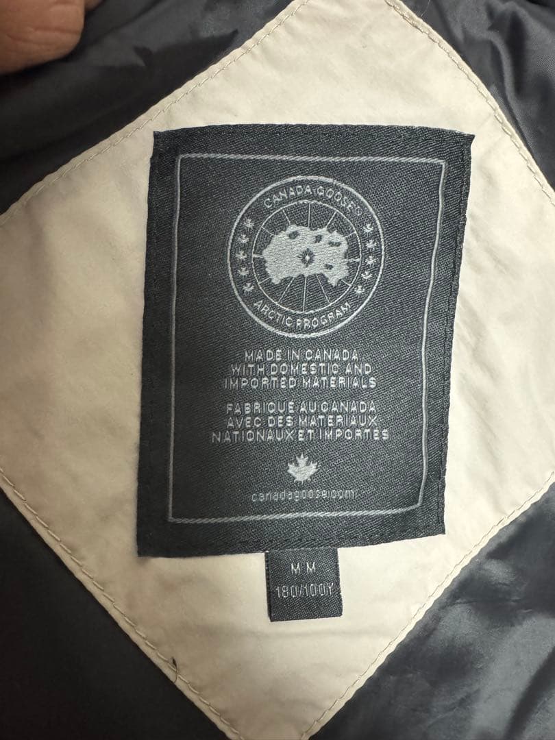   ベージュ ダウンベスト