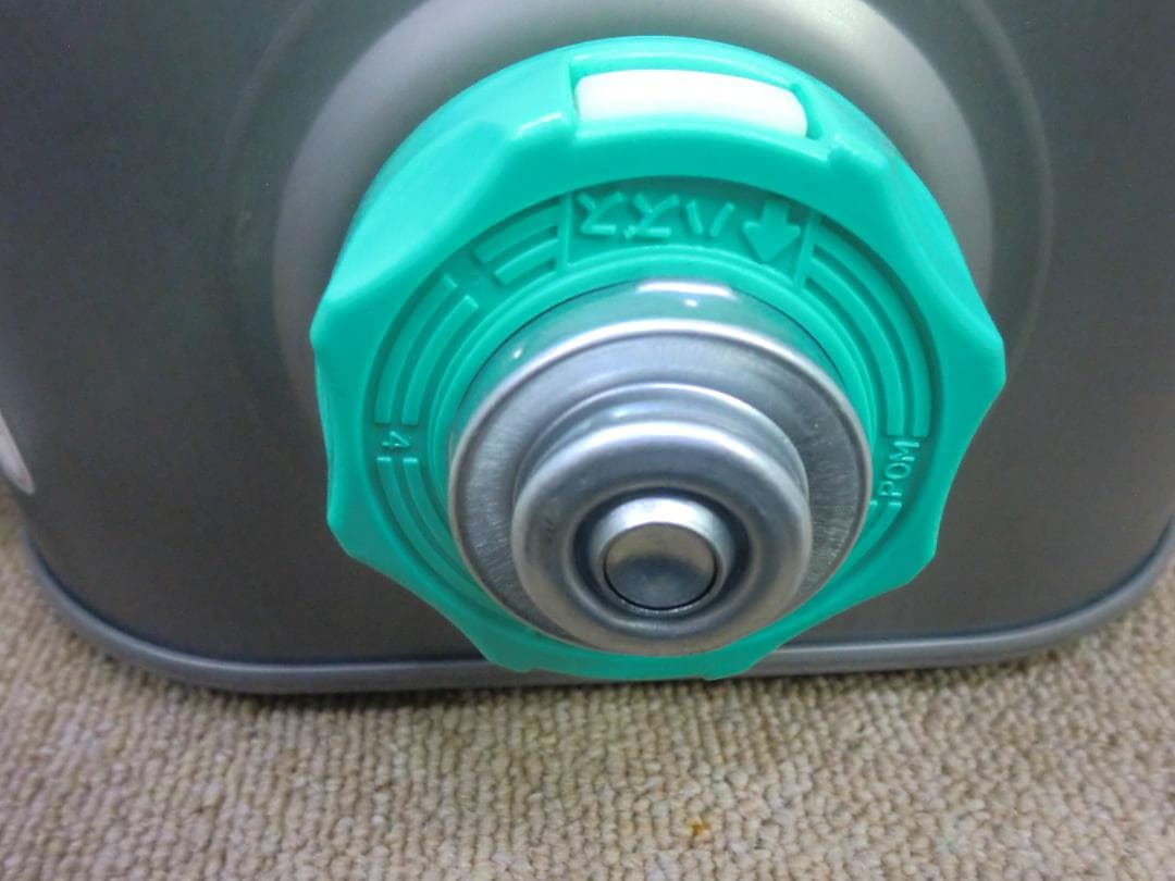 【中古品】ダイニチ 石油ファンヒーター FW-KS4718SGX リモコン付き