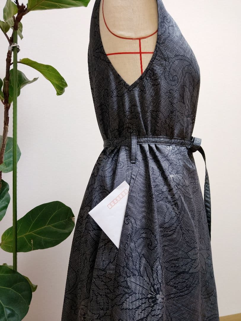 着物リメイク☆大島紬フレアーワンピース☆グレー花柄正絹☆ストールリボン2本付き