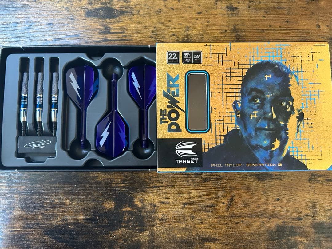 パワー 9FIVE フィル・テイラーモデルg10スーパーダーツエディション2BA
