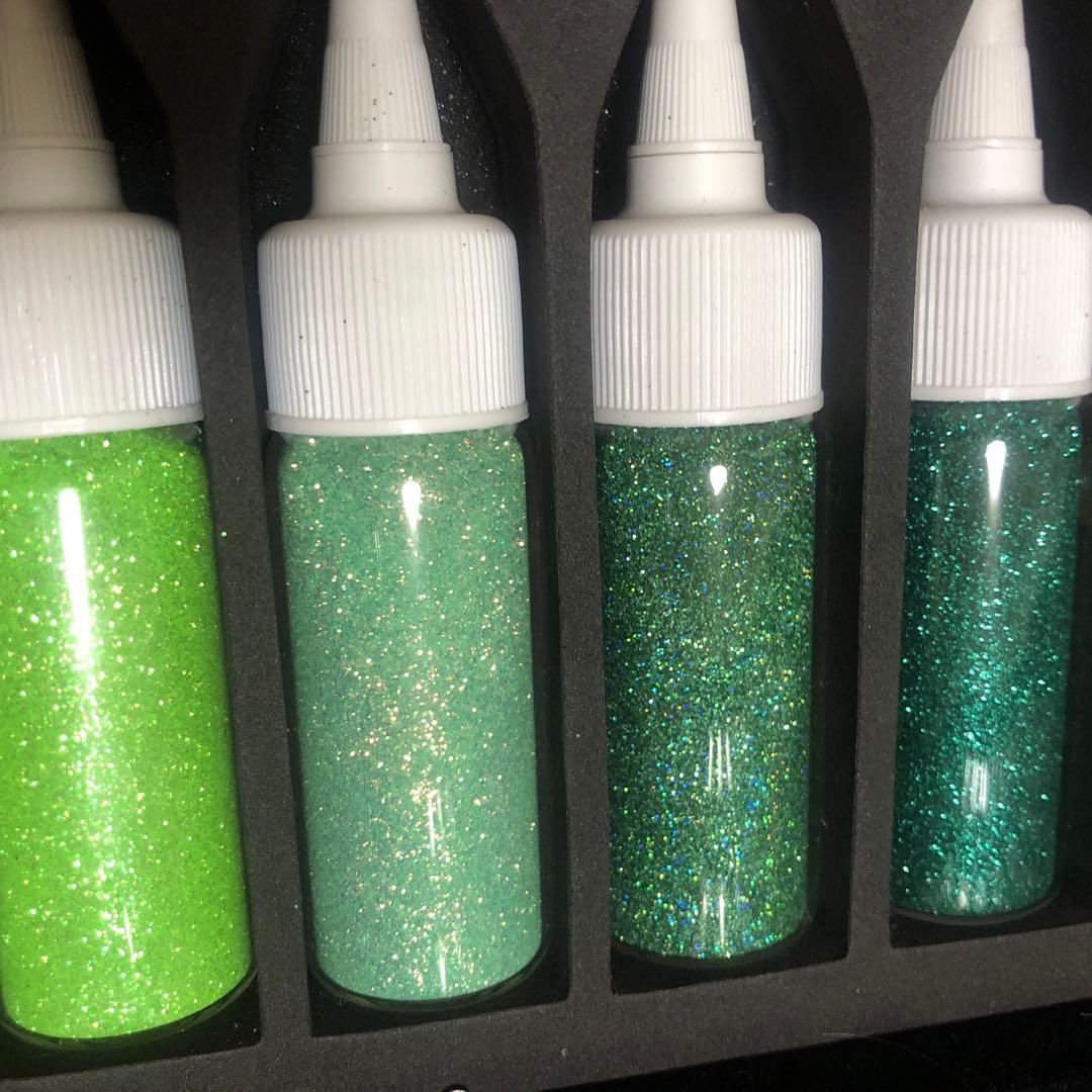 ラメパウダー　ボディジュエリー等　46色