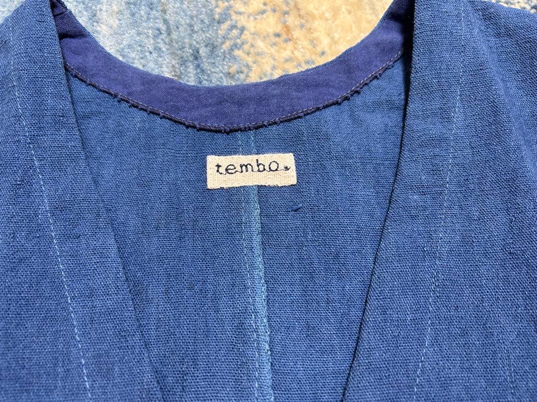 f*n様 ラオス・レンテン族の布　藍染め　綿100% tembo Vベスト