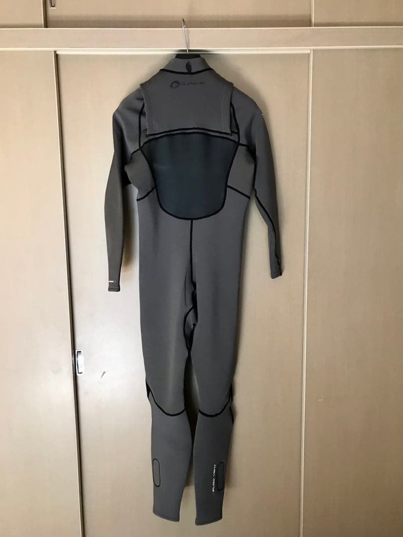 値下げ 未使用 SUPreme SUP用ウェットスーツ　MS