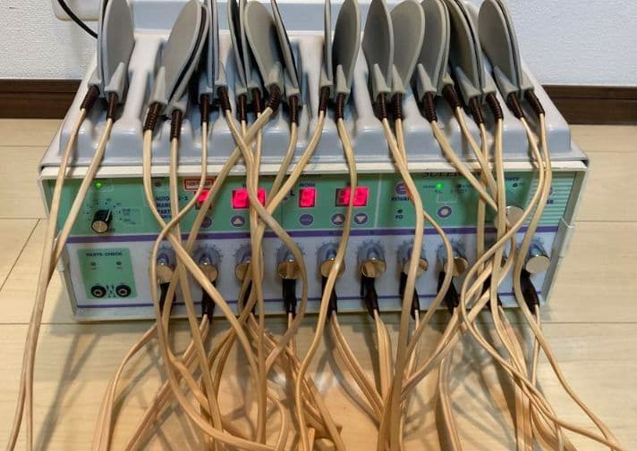 貴重】スーパ-EMS 伊藤超短波 業務用低周美容器