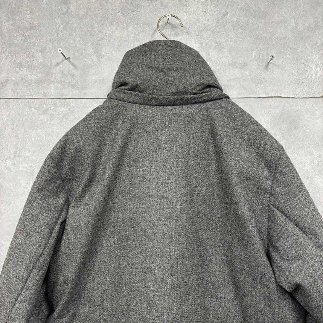 MONCLER モンクレール　グレー ダウンコート N2285