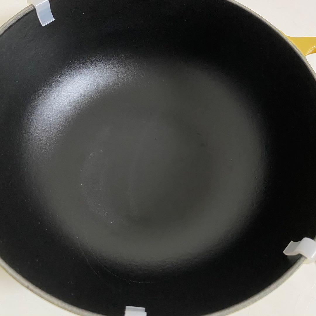 Le Creuset ル・クルーゼ くまのプーさん マルミット 22cm