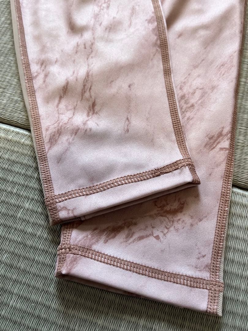 ホットヨガウェア LAVA SUKALA上下4点セットSサイズ　ラバ　スカーラ