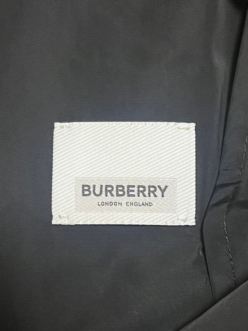 バーバリー ホースフェリー シェイプメモリータフタ ナイロンジャケット