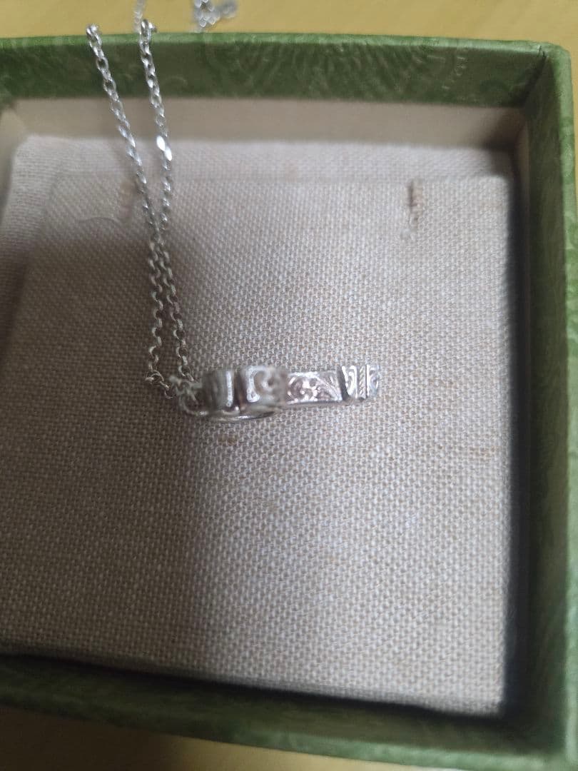 GUCCI シルバー ネックレス