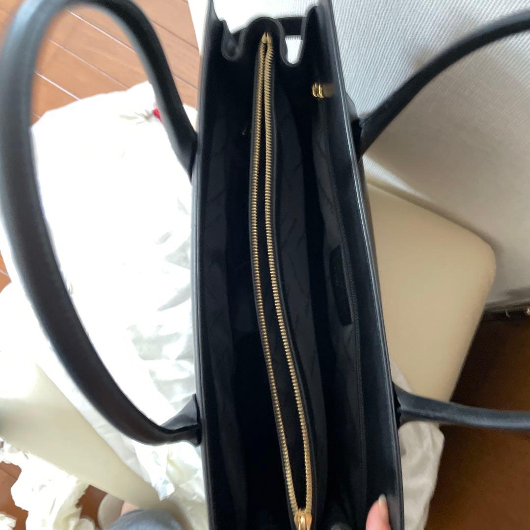 新品　レザートートバッグ ゴールド金具付き