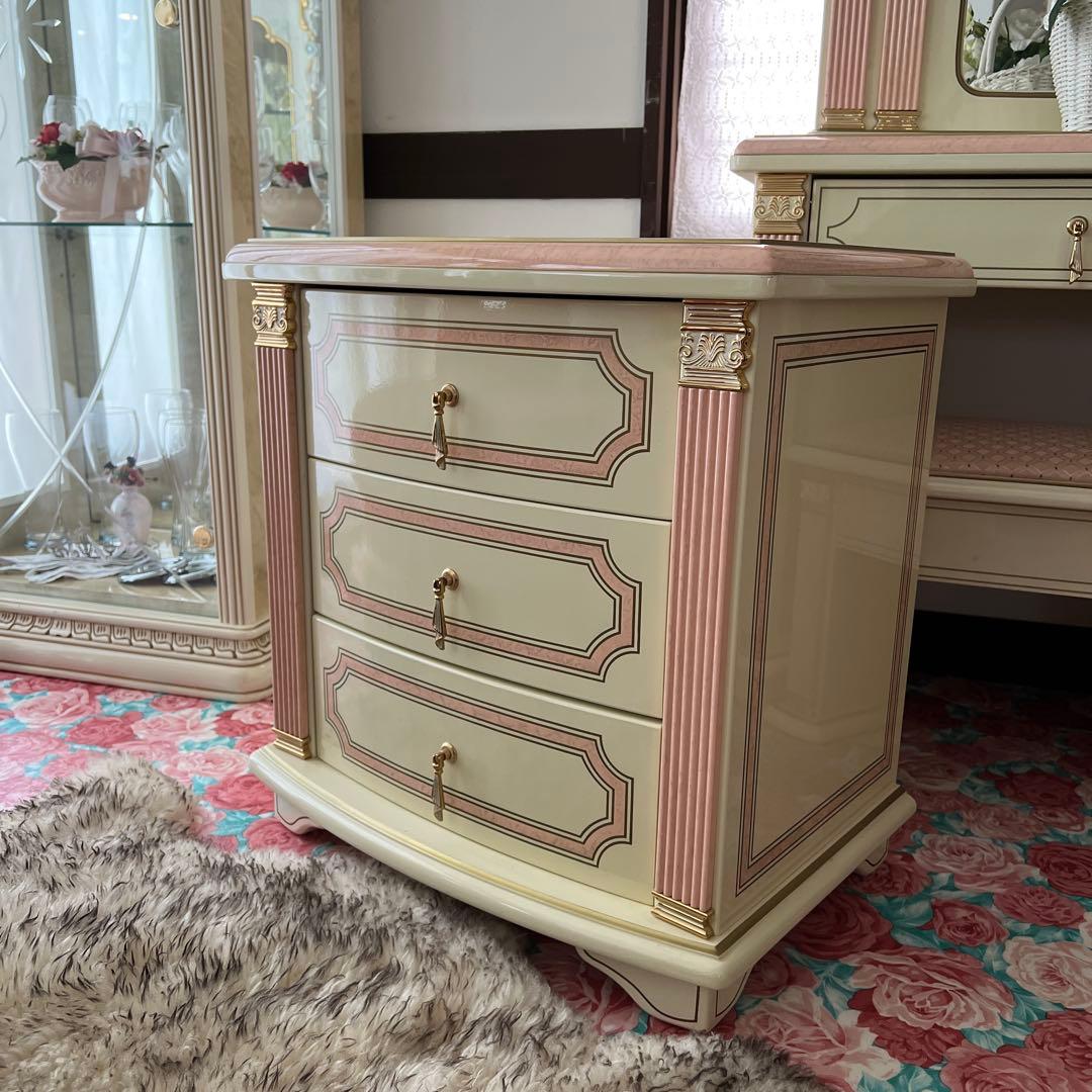 k414r120 イタリア製 ロココ調サイドチェスト 3段 白家具 姫系 ピンク
