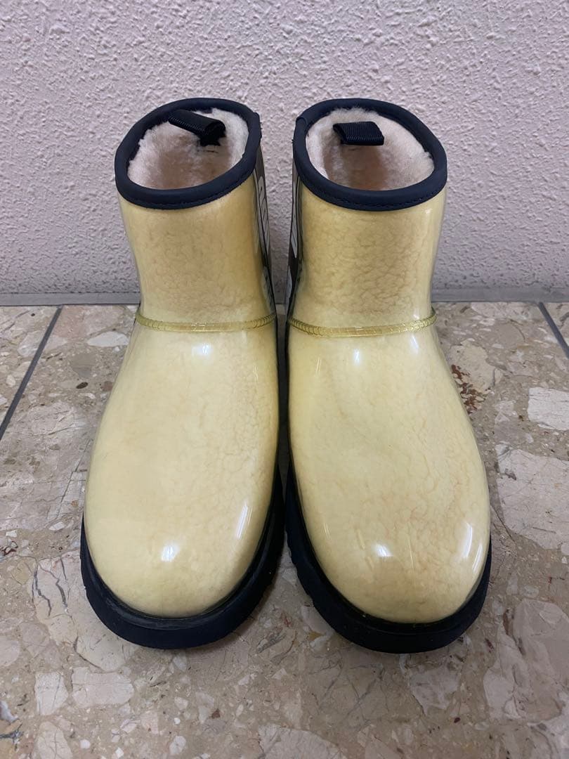 UGG クラシッククリアミニ　25㎝
