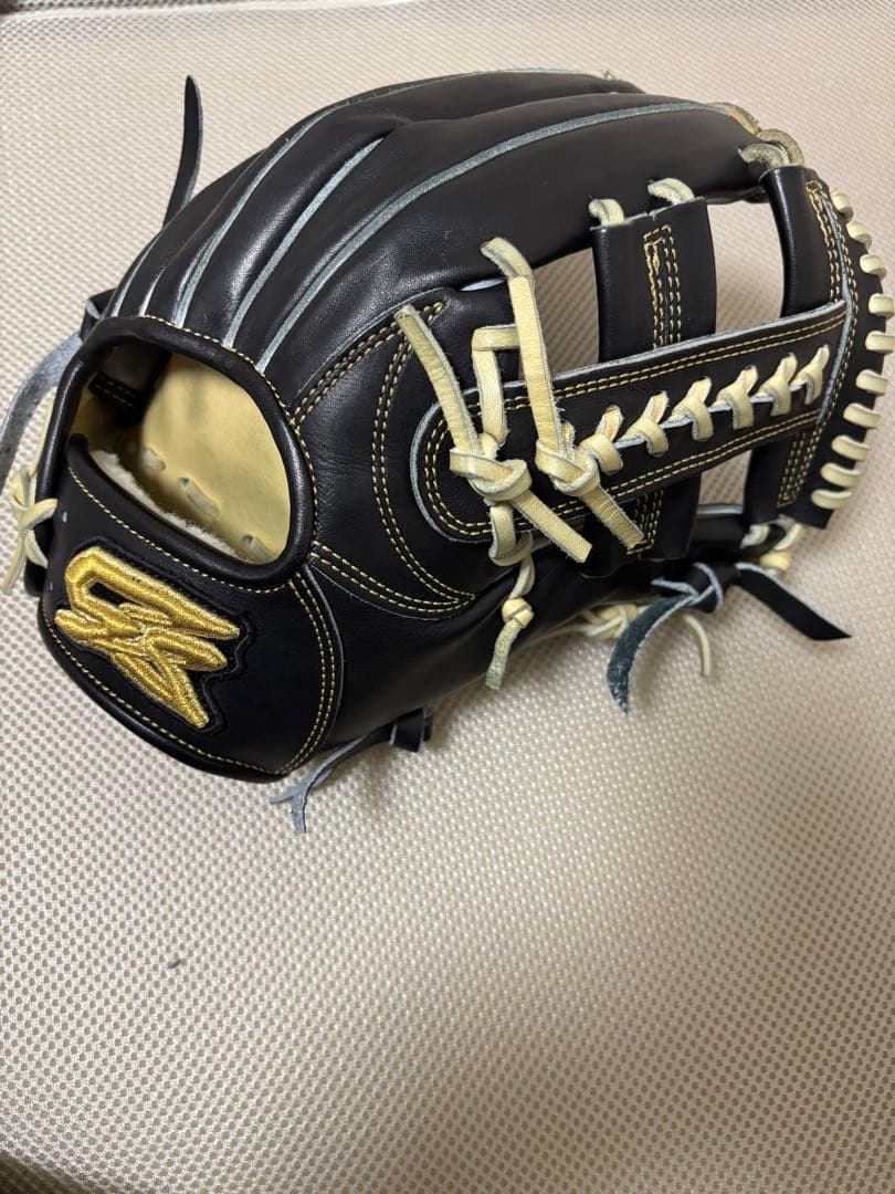 GSグローブ　ハイグレードシリーズ硬式内野用鬼越掴み型