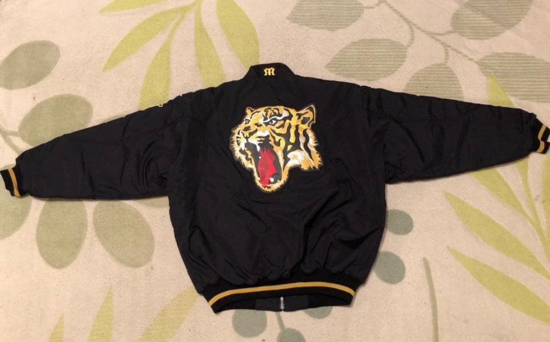 阪神 グランドコート 2005年 優勝記念ワッペンLサイズ