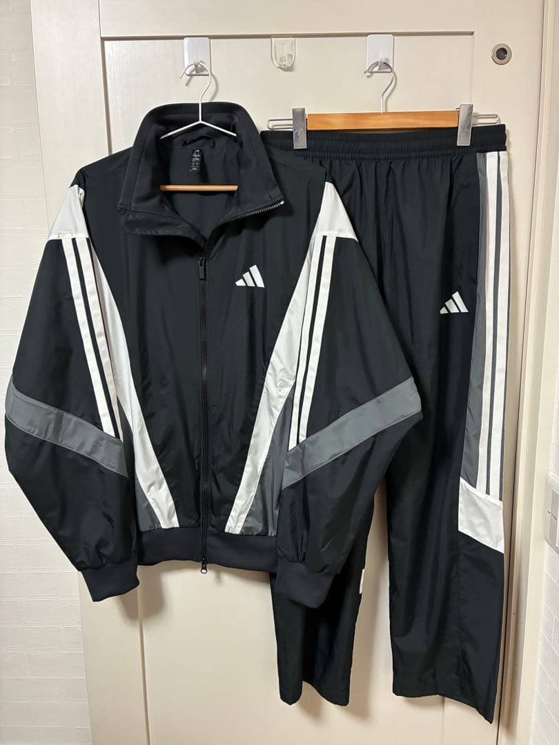 adidas ナイロン　セットアップ