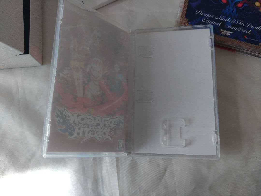 Switch　ドラゴンマークトフォーデス　限定版　カード無し